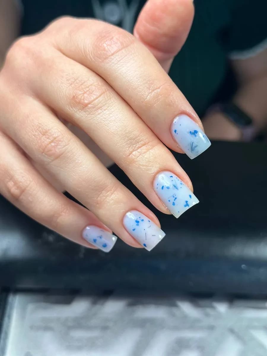 ✔️Manicure żelowy (średnie)
